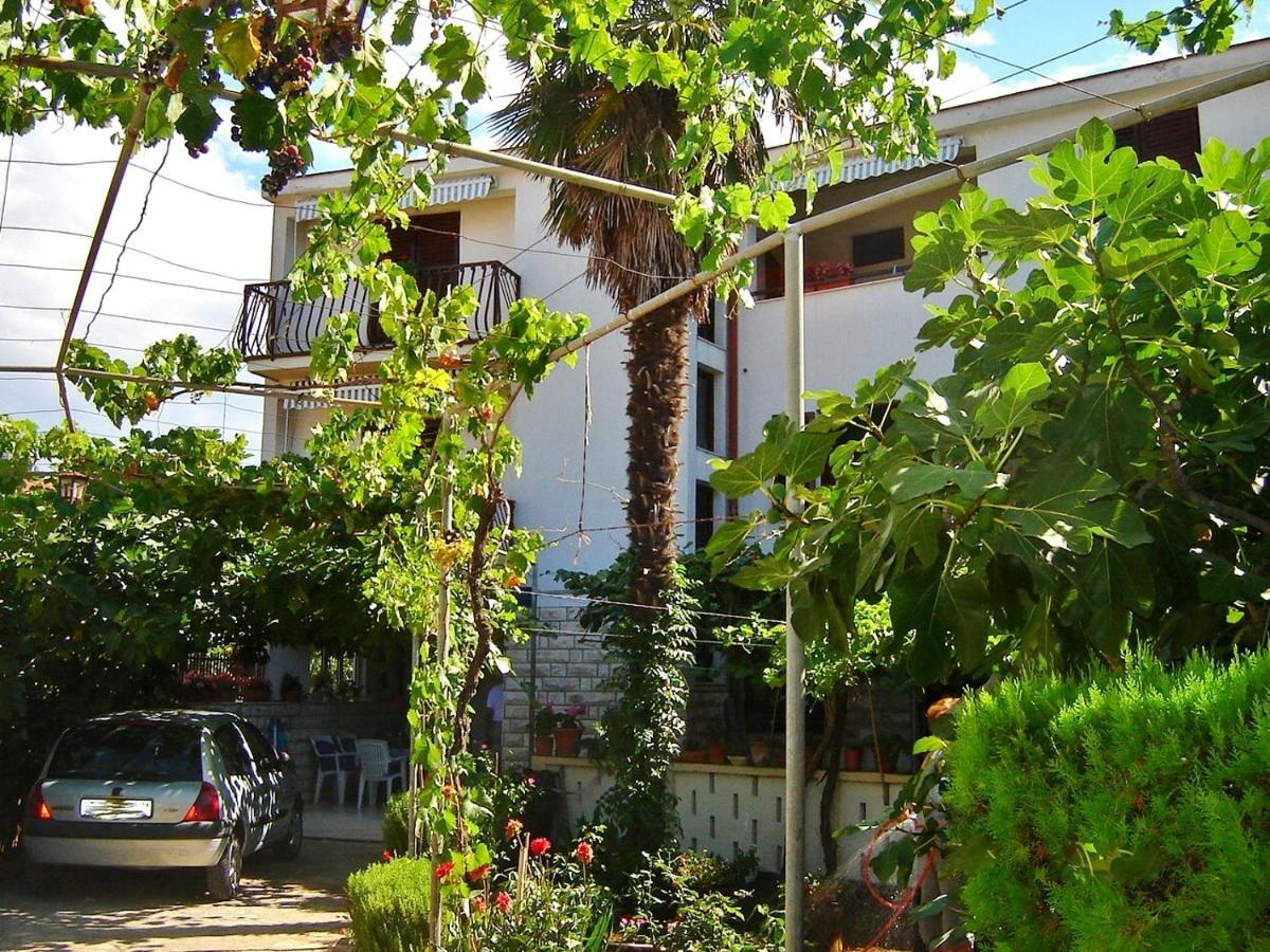 Apartments Stjepic Sukošan Kültér fotó
